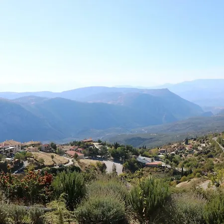 Tripio Lithari Ii * Arachova
