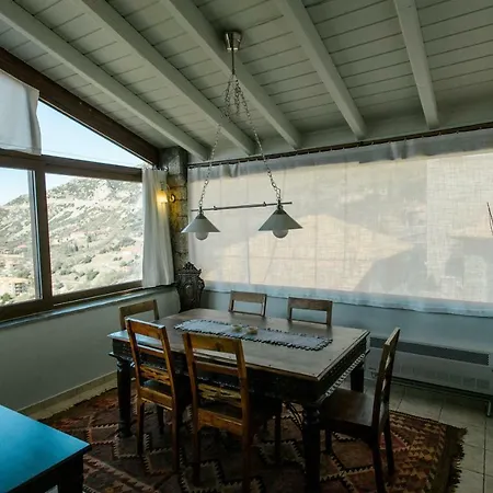 Tripio Lithari Ii * Arachova
